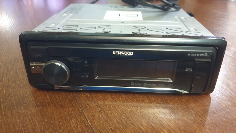 Авто радио плеър музика за кола Кенуулд Kenwood CD MP-3 USB AUX Bluetooth Блутут Цветове