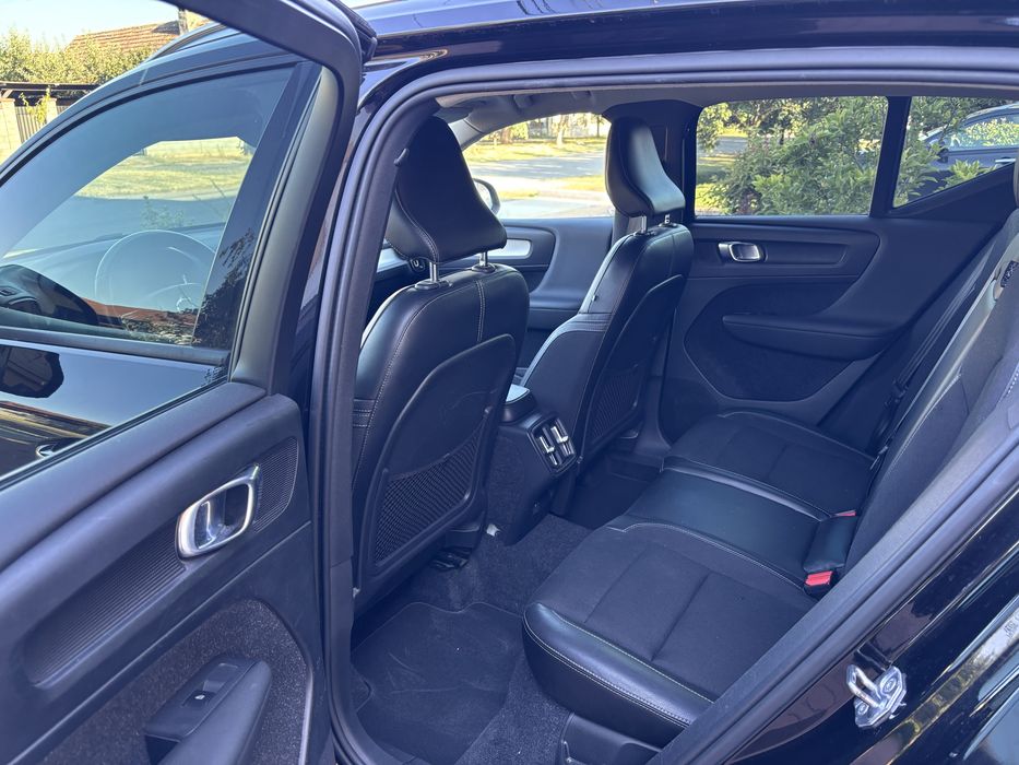 Volvo xc40 190 cp 4x4