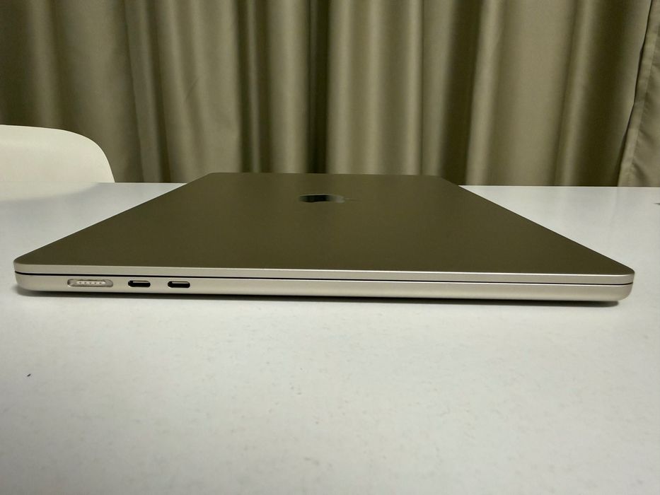 MacBook Air 15.3" (M2), 512 GB SSD,Starlight