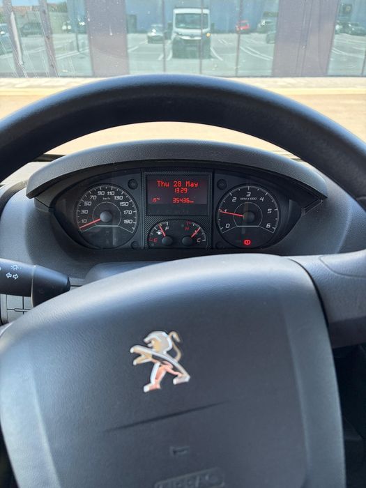 Peugeot boxer 35000km