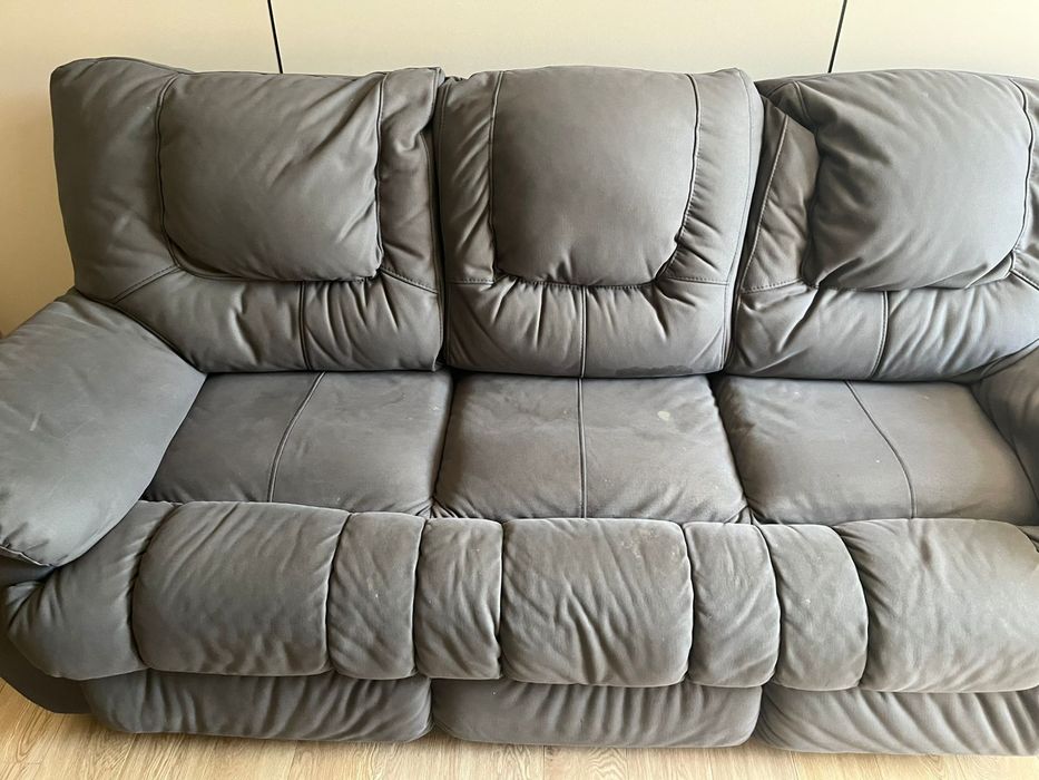 Диван с креслом продаётся