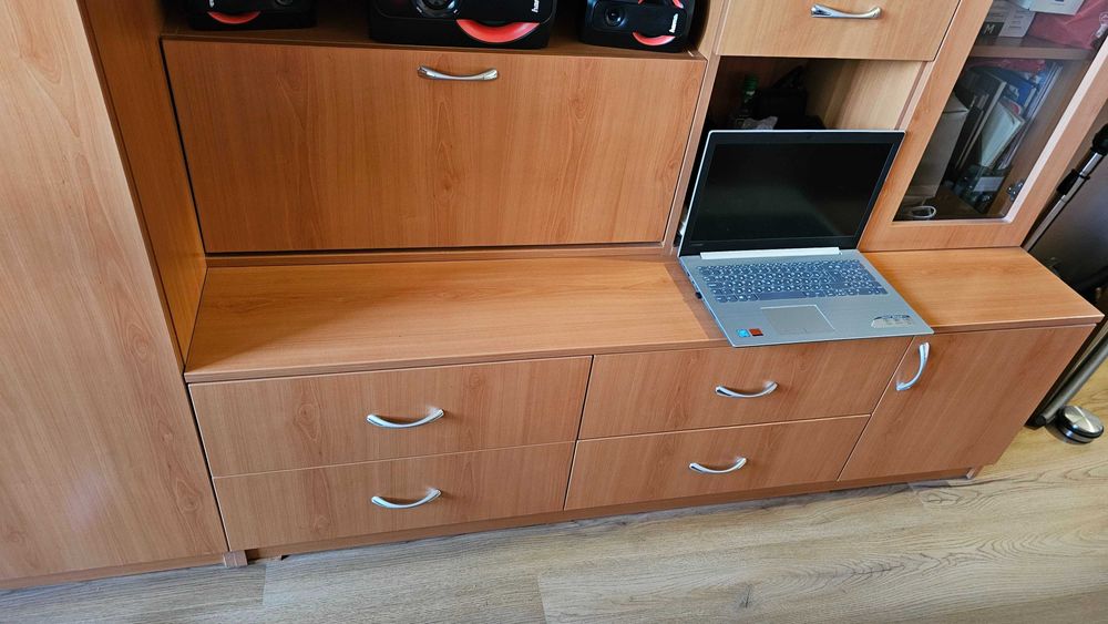 Секция за спалня + спалня