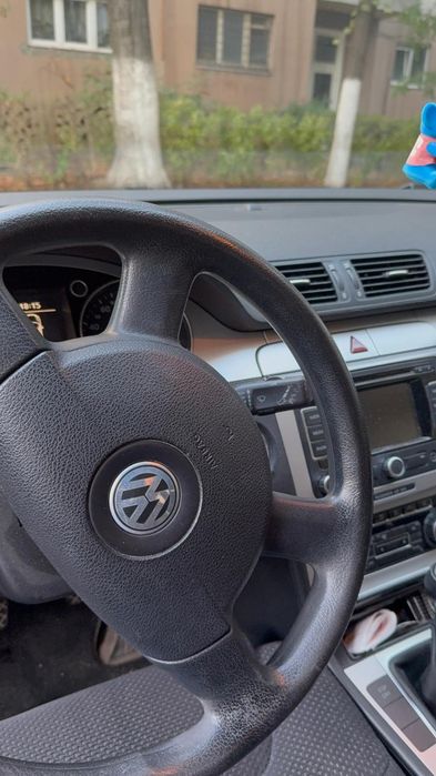 VOLKSWAGEN Passat 2010 — imagine 2