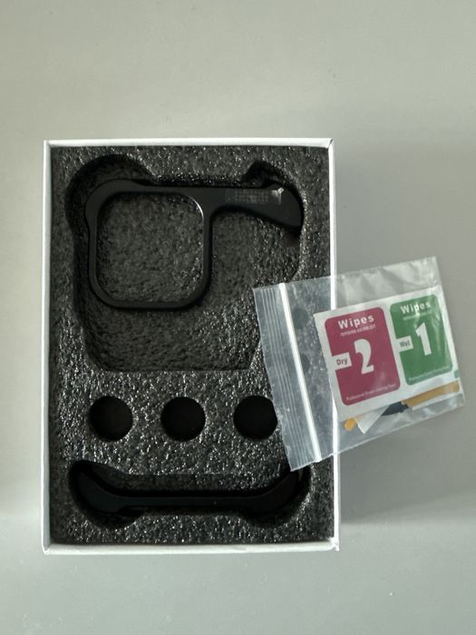 Iphone 16 pro max borderless case - Aluminium CNC