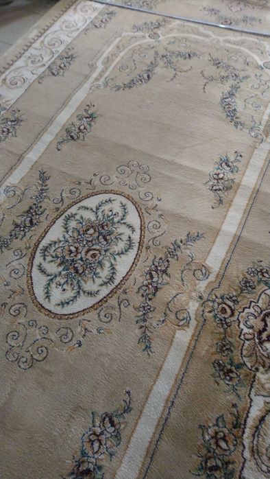 Ковер напольный шелковой