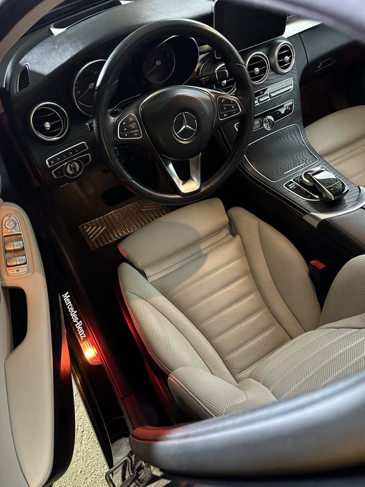 Detailing auto interior, polish chimic curatare tapiterii profesionala