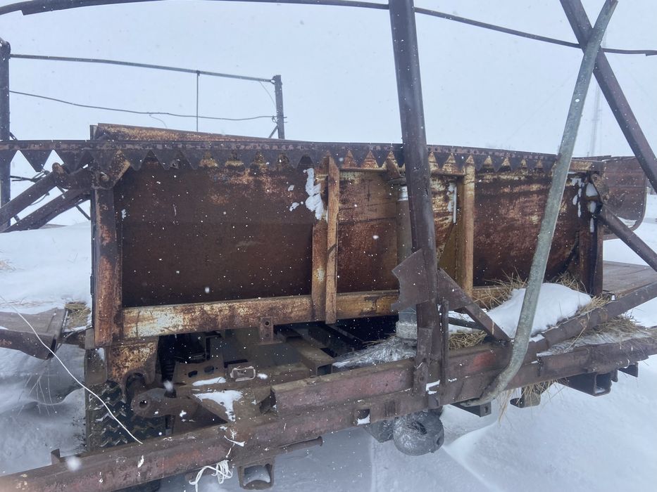 Продам прицеп птс 9 и вагончик