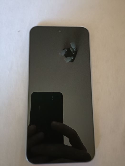 Vând Oppo A6 Pro.