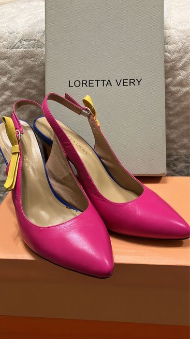 Босоножки Loretta Very