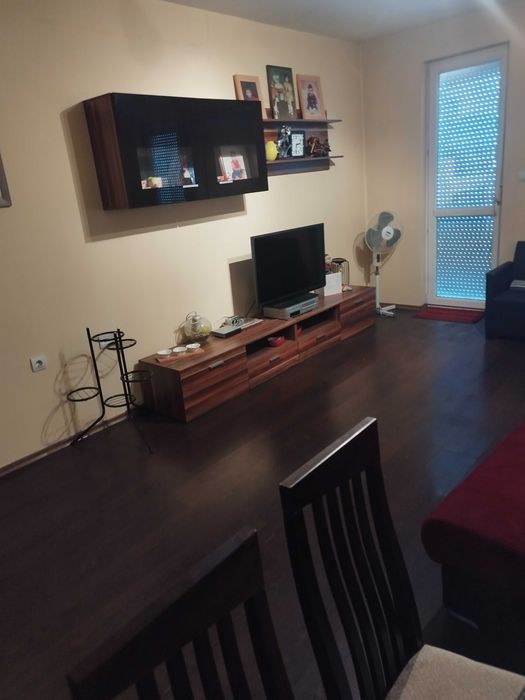 ТРИСТАЕН, Идеален център