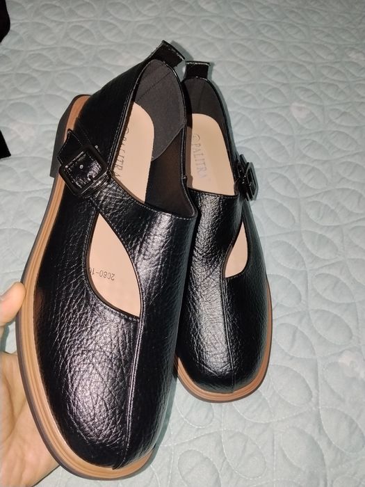 Yangi tufli 40 razmerli