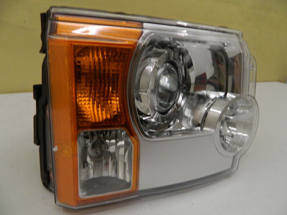 Far dreapta Land Rover Discovery 3 Xenon, 2004, 2005, 2006, 2007, 2008, 2009, cod origine 5H22-13W029-RA