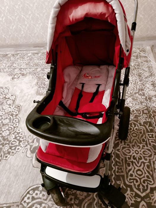 Продам коляску. Коляска для детей