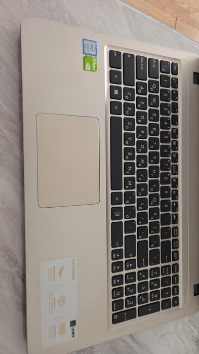 Продам ноутбук Асус