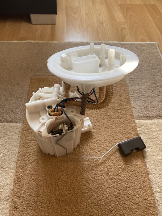 Pompa motorina bosch  audi  a4 ,a5,a6  2.0 TDI