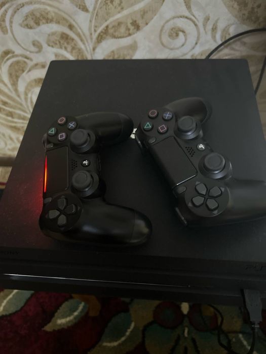 Ps4 pro 1TB, Top oyinlari bilan, premium obunasi bor