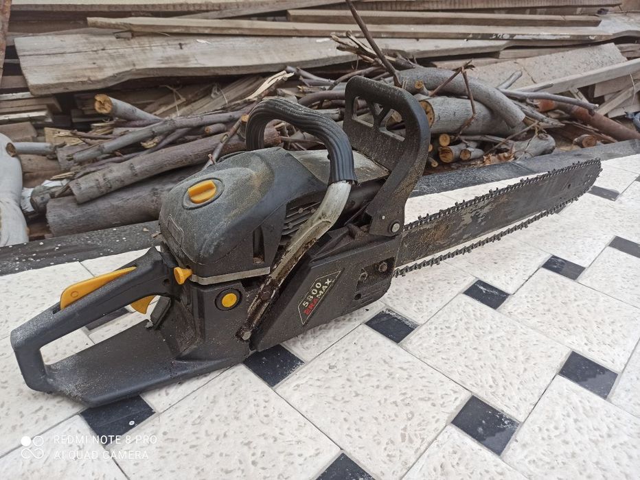 Benzin pila sotiladi