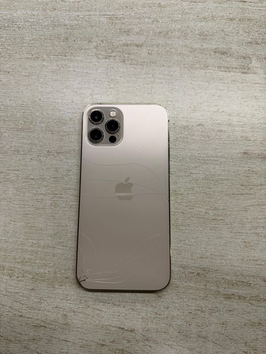 IPhone 12 pro gold