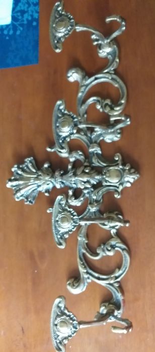 Cuier bronz cu 4 agatatori