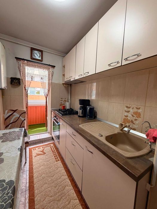 Apartament 3 camere zona Astra