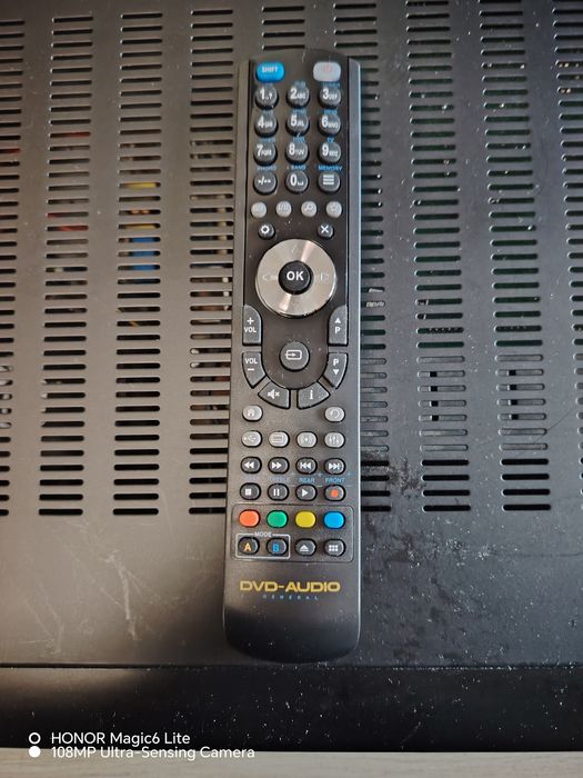 Amplituner CAT-CS 907(5+1) cu telecomandă