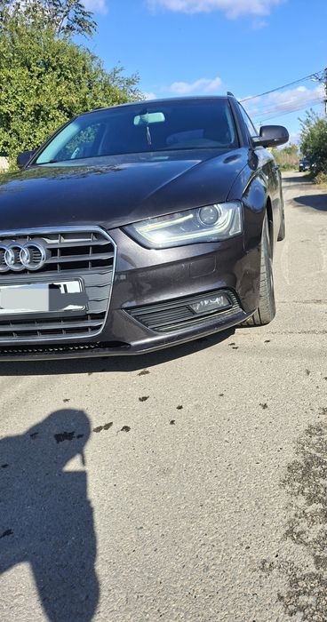 Audi A4 avant 2013 2l disel 143cp