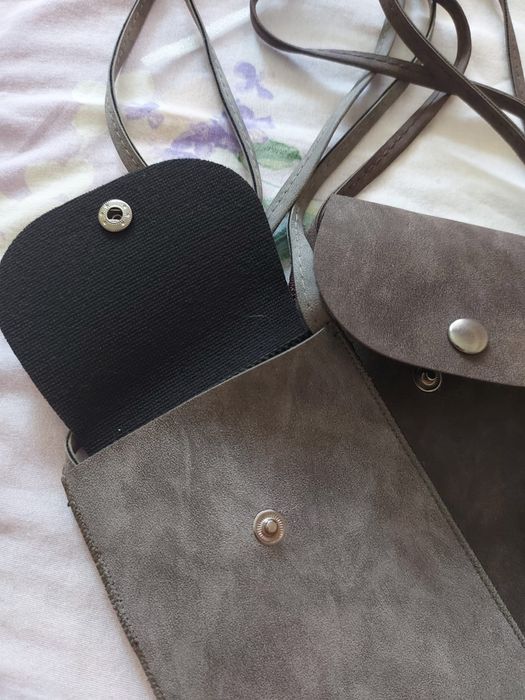 Сумочки под телефон и не только.