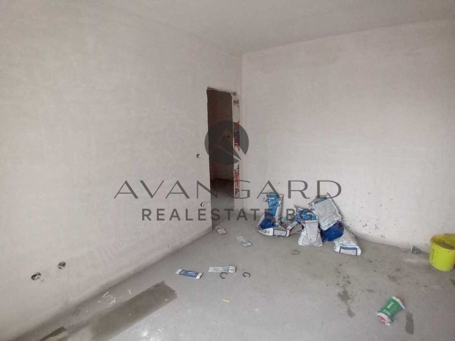 Продава се Тристаен апартамент в Пловдив, Кючук Париж - 97 кв.м за 1020 €/кв.м - Снимка #2