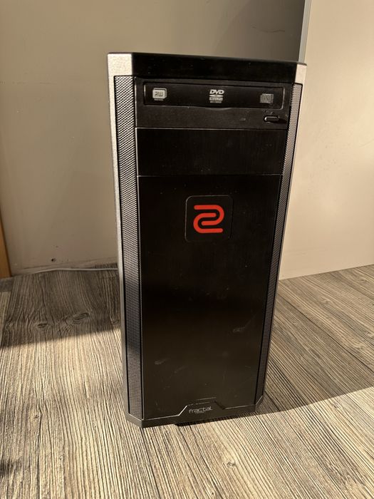 Геймърски компютър i7-7700 / GTX 1070 8GB / 24GB RAM / SSD + 1TB HDD