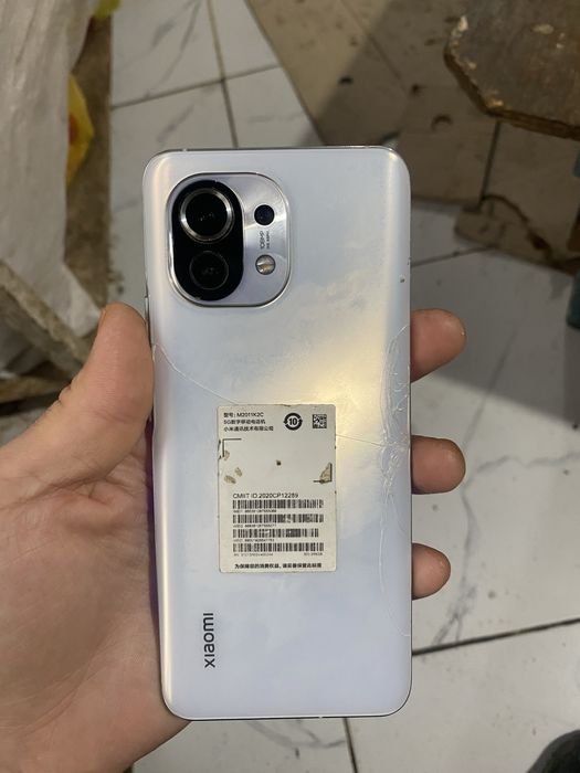 Mi 11  12/256 флагман обмен