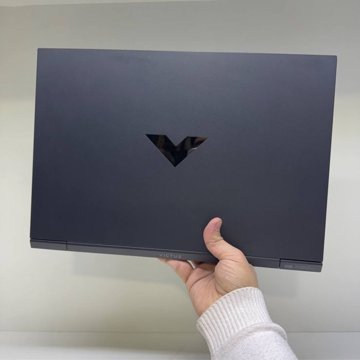 Hp Victus 15.6 IPS FHD Core i7-11800H DDR4 8Gb M.2 Nvme 256gb RTX 3060