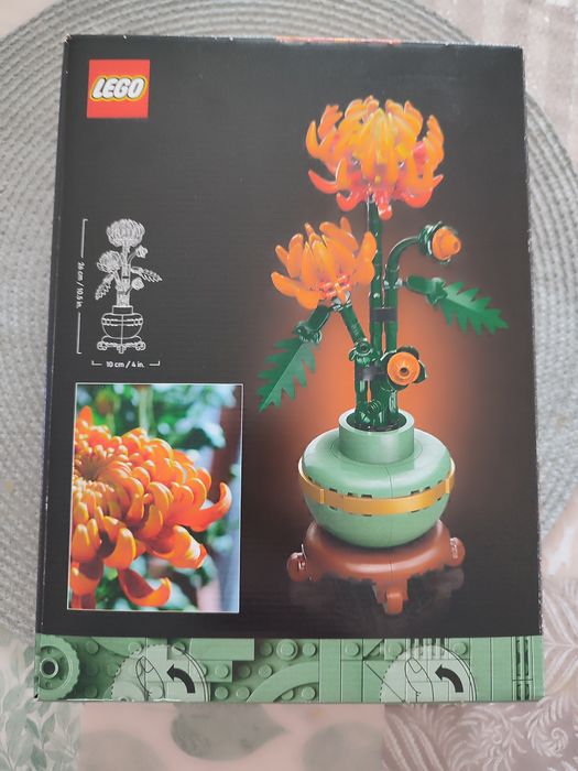 Продавам конструктор LEGO Botanical - Хризантема (10368)