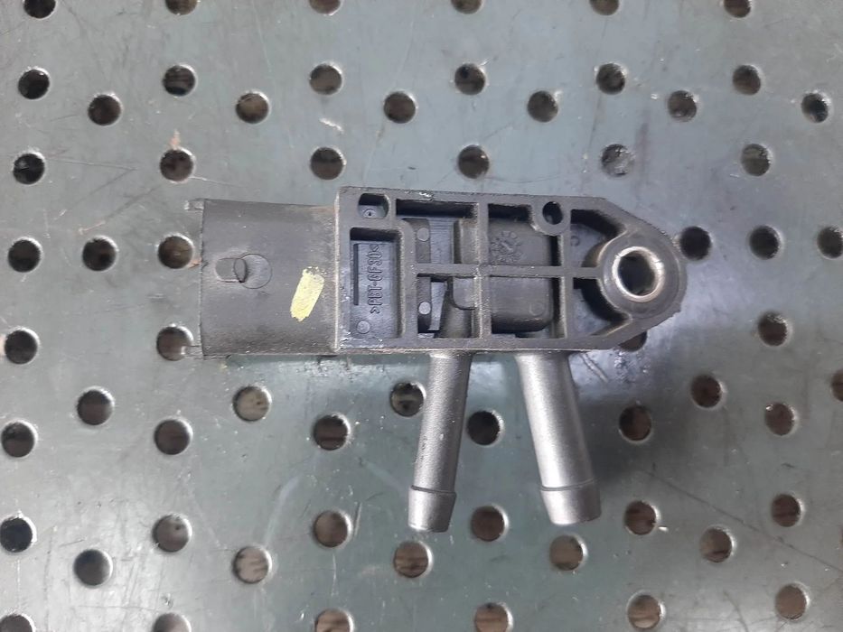 senzor presiune evacuare 1.5 dci k9k renault scenic 3  kangoo clio 4 captur  0281006252