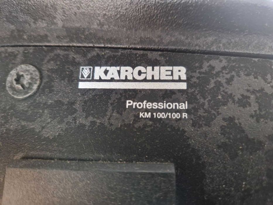 Kärcher KM 100/100 R метачна / почистваща  дизелова машина