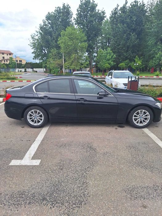 Vând BMW 320 anul 2014