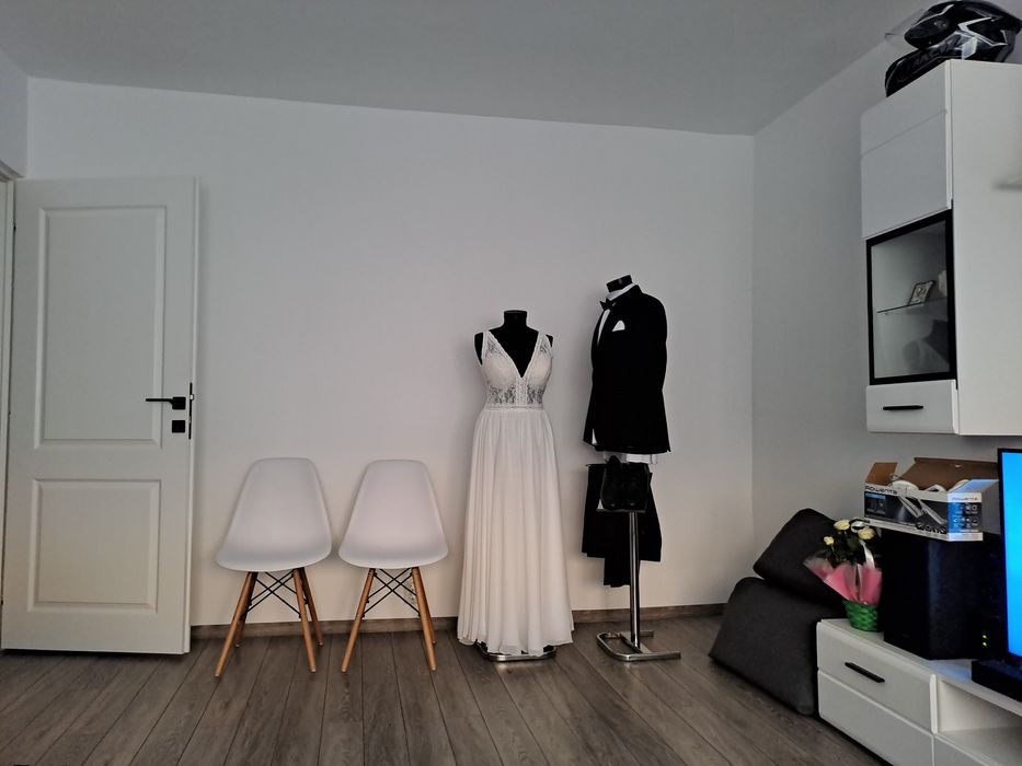 Rochie de mireasa La Jeune Mariee în stil grecesc  și Costum mire