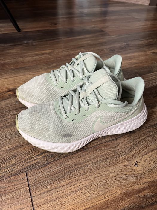 Nike Revolution 5 дамски маратонки