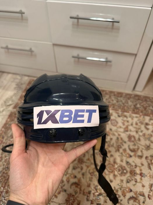 Хоккейная форма.