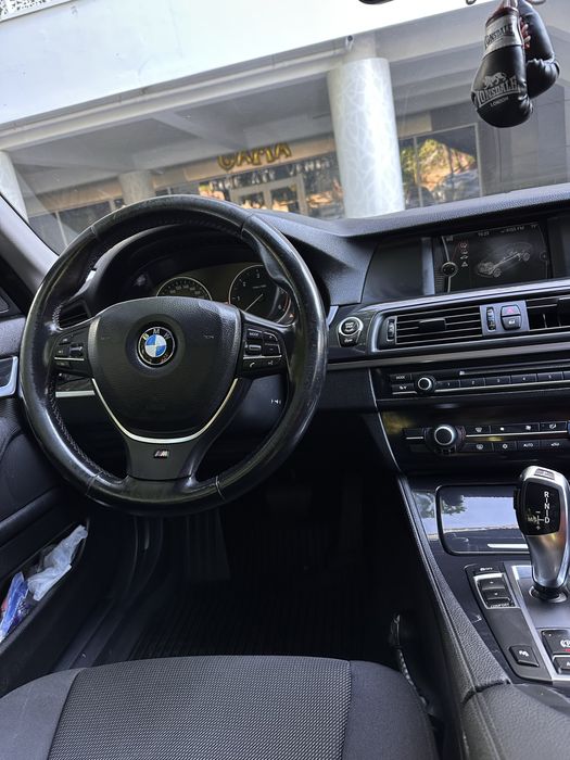 Vând BMW 520d F10, 184 CP, Cutie automata, Silver