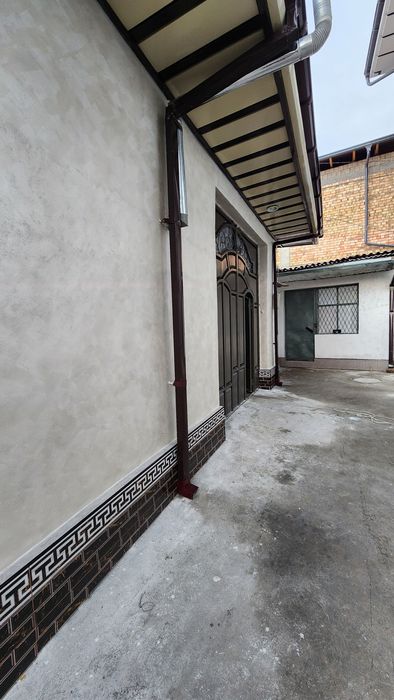 Срочно Катта ховли  сотилади шахар центр жойлашган ориентир Некрасиво