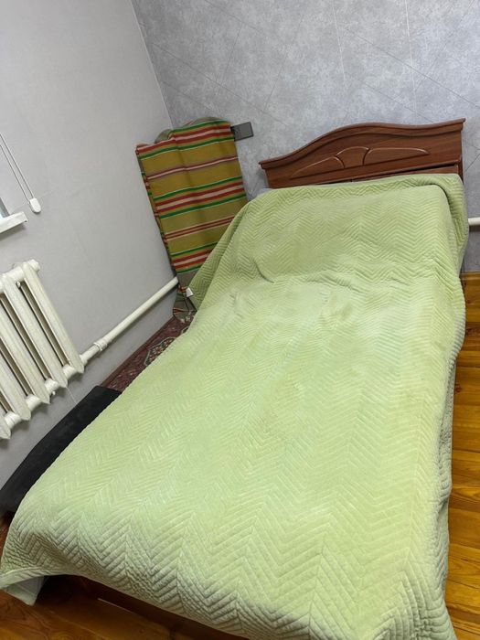 Кровать полторашку
