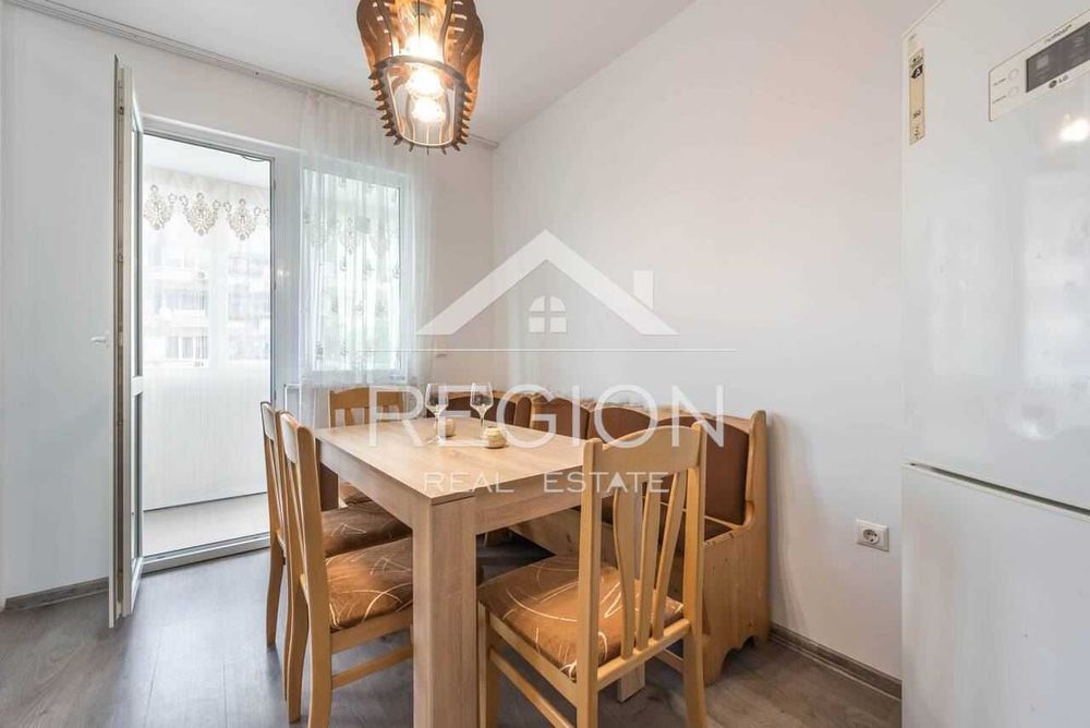 Дава се под наем Тристаен апартамент в Варна, Лятно кино Тракия - 120 кв.м за 714 € - Снимка #8