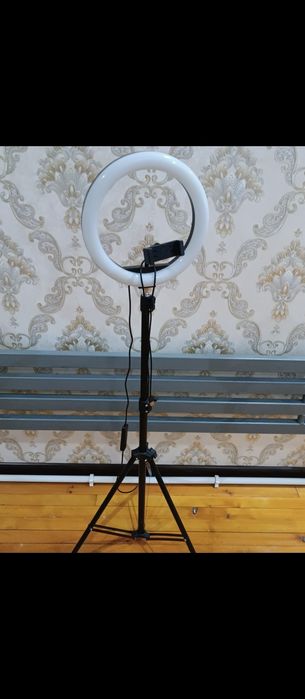 Лампа для тик-тока и монтажа