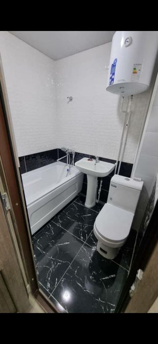 Арендага 1 хона 2 этаж Микрорайонда жойлашган.Агентство