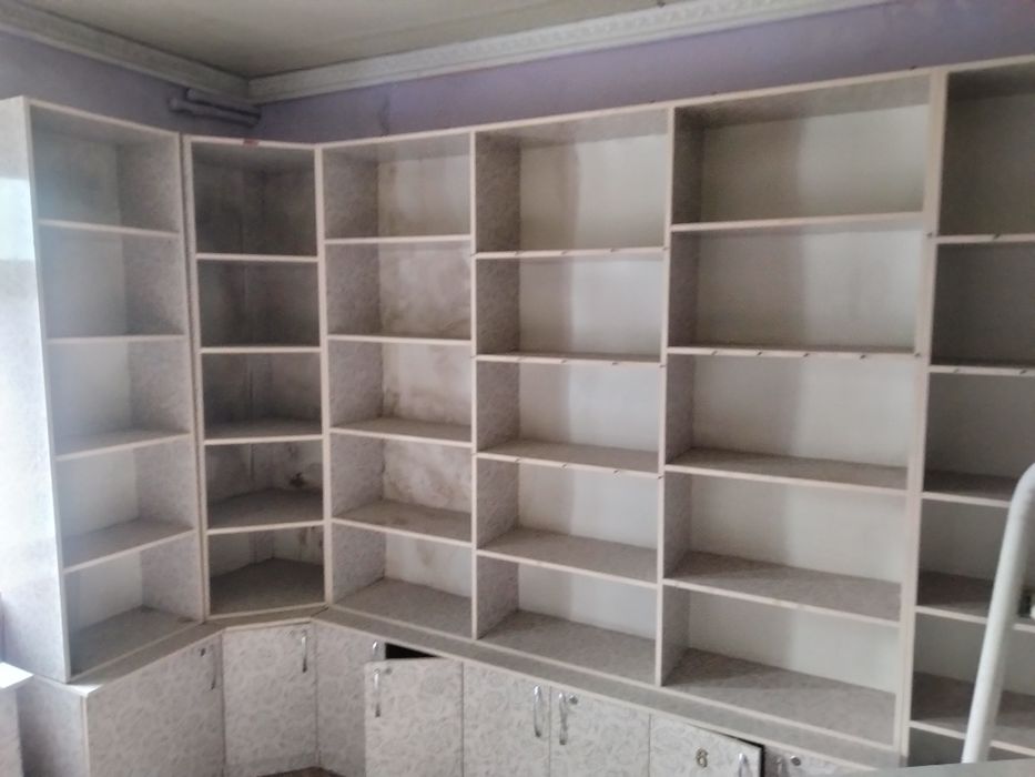 Витрина барная стойка полки