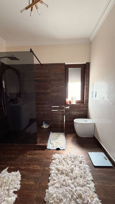 Casă de vânzare – 250 mp | Teren 863 mp | Vânători, Vrancea.
