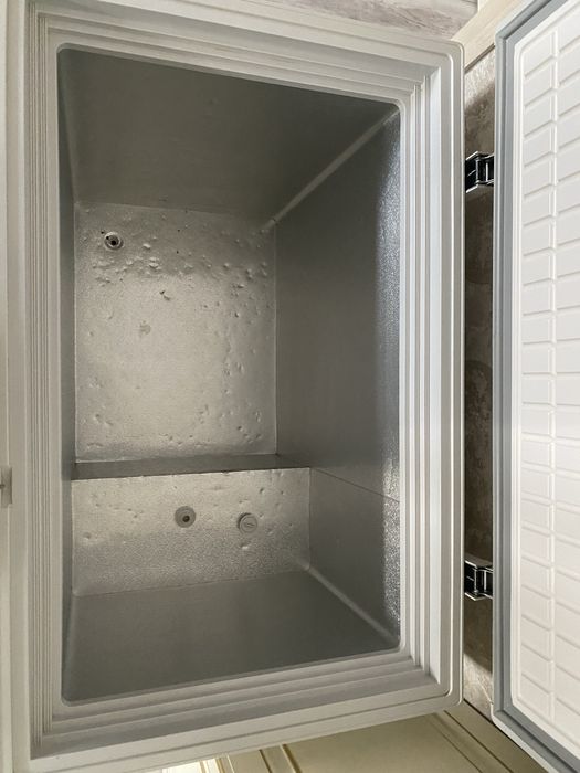 Морозильник 250л в отличном состоянии !!!