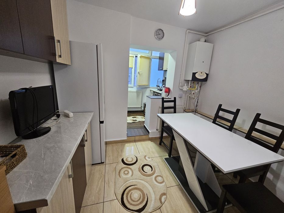 Apartament 3 camere decomandat, renovat