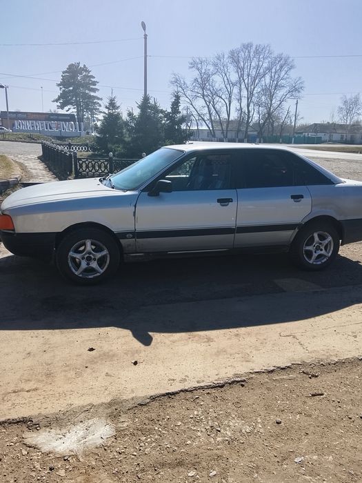 В продаже Ауди 80 б3 на полном ходу возможен обмен