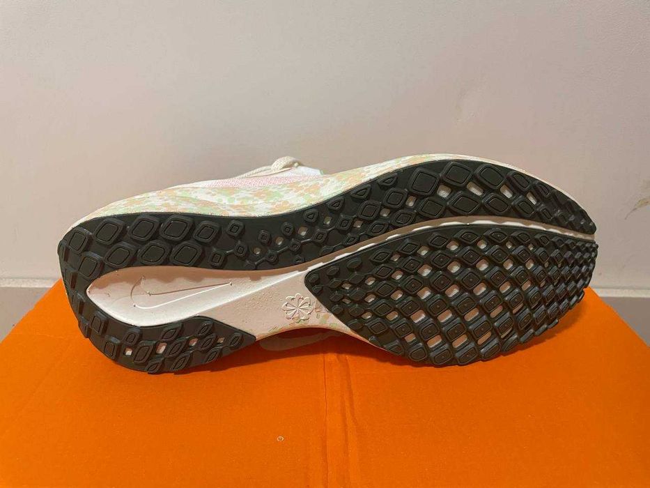 Нови дамски маратонки с кутия Nike Air Zoom Pegasus 41 Sail Crimson Tint  размер 38
